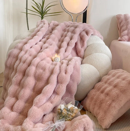 Imitation Rabbit Fur Plush Blanket Winter Warmth Comfortable Blankets Bed Luxury Warm Sofa Cover Throw Blanket for Sofa